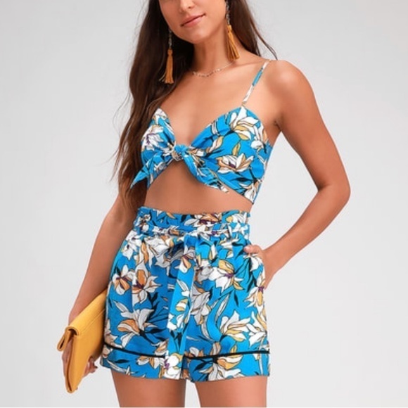 J.O.A. Just One Answear floral top and short. Size XS. New - Picture 2 of 11